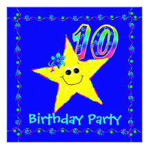 10ème Le smiley de fête d'anniversaire tient le pr