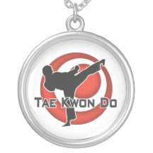 606-6 collier argenté du Taekwondo