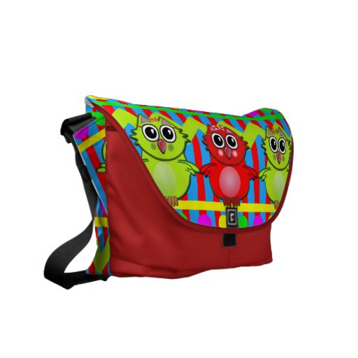 À la mode mignon, sac messenger avec des motifs et besace