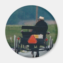 AIMANT AMISH À LA MAISON RENTRANT D'HOMME