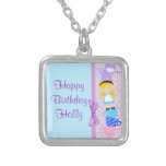 Alice dans la célébration d'anniversaire du pays d collier personnalisé