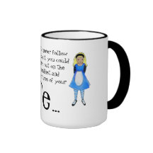 Alice dans la citation du pays des merveilles (oeu tasse