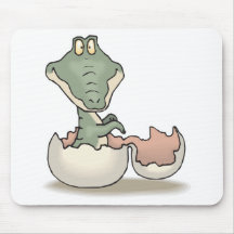 alligator mignon de bébé de hachure tapis de souris