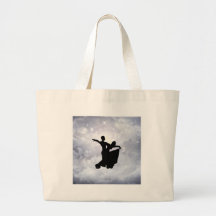 Amants dansant dans le romance sac fourre-tout