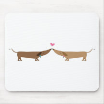amour de doxie tapis de souris