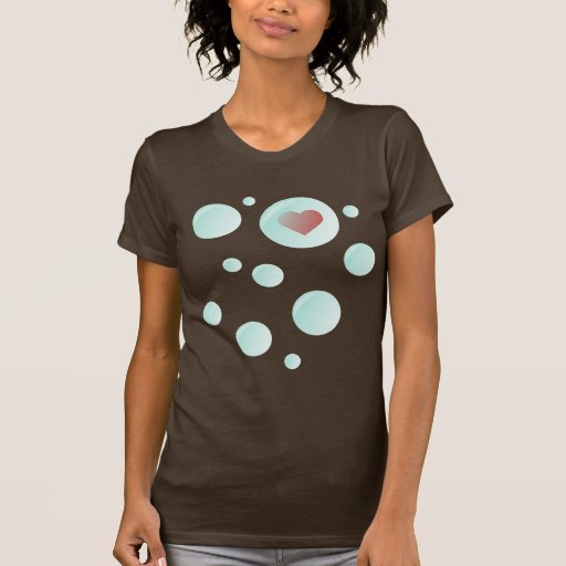 amour de scintillement de bulles avec le coeur t-shirt