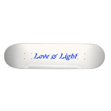 Amour et lumière planches à roulettes customisées