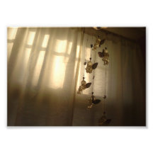 Anges assez petits dans la fenêtre photos d’art