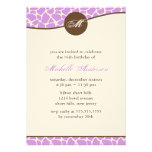 Anniversaire de motif de girafe de lavande cartons d'invitation