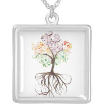Arbre coloré avec le collier de racines