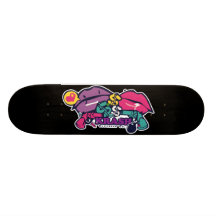 argent et amour d'armes à feu skateboards customisés