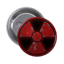 Arme nucléaire rouge pin's avec agrafe