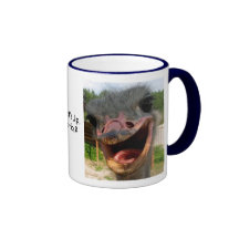 Autruche ce qui est vers le haut de tasse