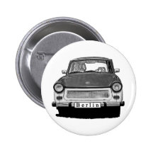 Avant de voiture de Trabant, noir et blanc, Berlin Pin's