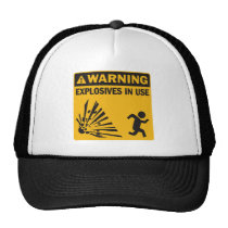 Avertissement ! Chapeau en service d'explosifs casquettes