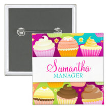 Badge nominatif coloré de petits gâteaux