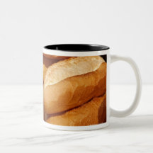 Baguette, pain, en vente dans la rue par le colpor mug