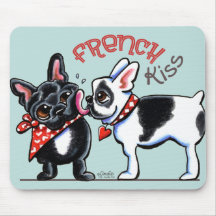 Baiser de bouledogue français tapis de souris