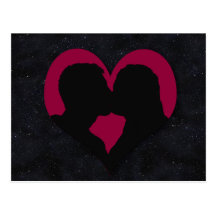 Baisers de la silhouette de couples sur le coeur r cartes postales