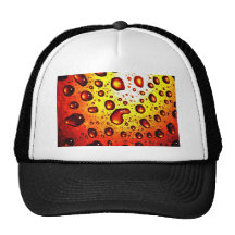 Baisses rouges de pluie casquette