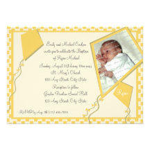 Baptême jaune de photo de cerfs-volants invitation personnalisable