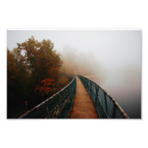 Barrage de montagne de baies dans le brouillard photos d’art