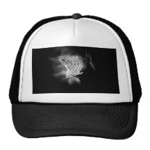 Basket-ball noir et blanc casquettes de camionneur