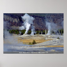 Bassin supérieur de geyser, parc national de Yello Affiche