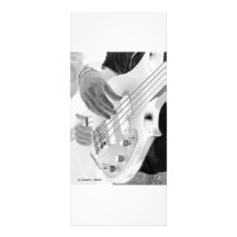 Bassiste, basse et main, image négative cartes doubles