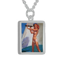 Bateau à voile vintage de Gil Elvgren naviguant le Collier Personnalisé