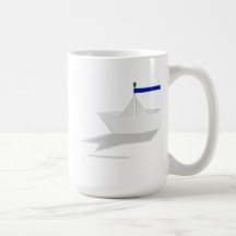 Bateau de papier de jouet tasse à café