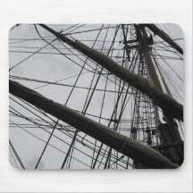 Bateau de pirate tapis de souris