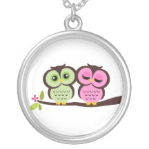 Beaux hiboux collier