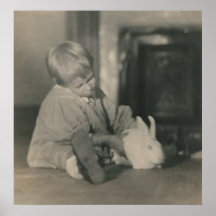 bébé avec l'affiche de lapin