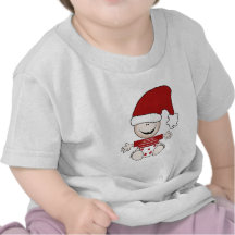 Bébé de Noël en T-shirts et cadeaux de casquette d