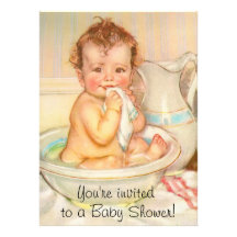 Bébé mignon ayant Bath Faire-parts