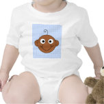 Bébé mignon. Fond bleu de contrôle T-shirts