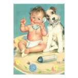Bébé mignon vintage parlant sur le chien de Terrie Carton D'invitation