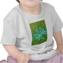 Bleu cyan sur le Paintball vert T-shirts