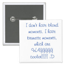 blonds et brunes : D Badge
