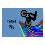BMX sur le Merci de route d'arc-en-ciel Cartes