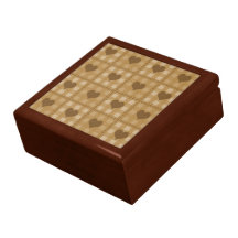 Boîte à bijoux bronzage de coeurs de patchwork