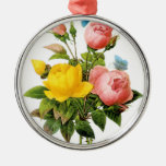 Bouquet des roses roses et jaunes ornements