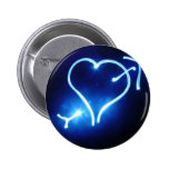 Bouton léger bleu de coeur badge