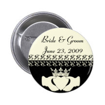 Bouton réglé par faire-part de mariage de Claddagh Pin's