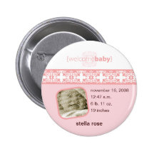 Bouton rose de faire-part de naissance de plaisir badge avec épingle