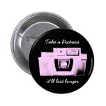 Bouton vintage rose d'appareil-photo de film badge