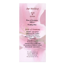 Bras de lis dans le programme de mariage de bras modèle de carte double