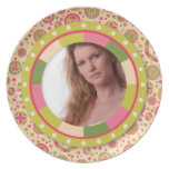 Cadre de cercle d'amusement - feuille rose sur le  assiette