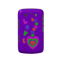 Caisse audacieuse pourpre de Blackberry de coeurs  Coques Blackberry